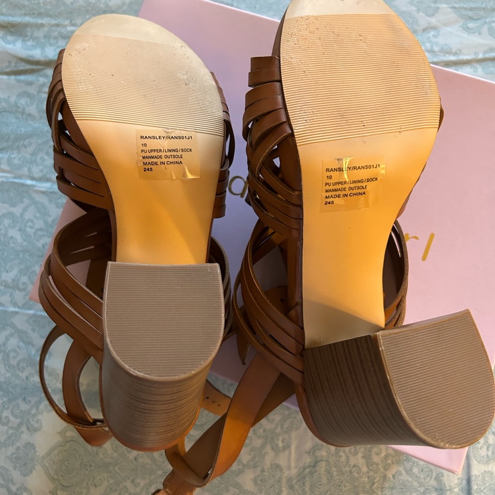 Size 10 Madden Girl black/brown sandals.